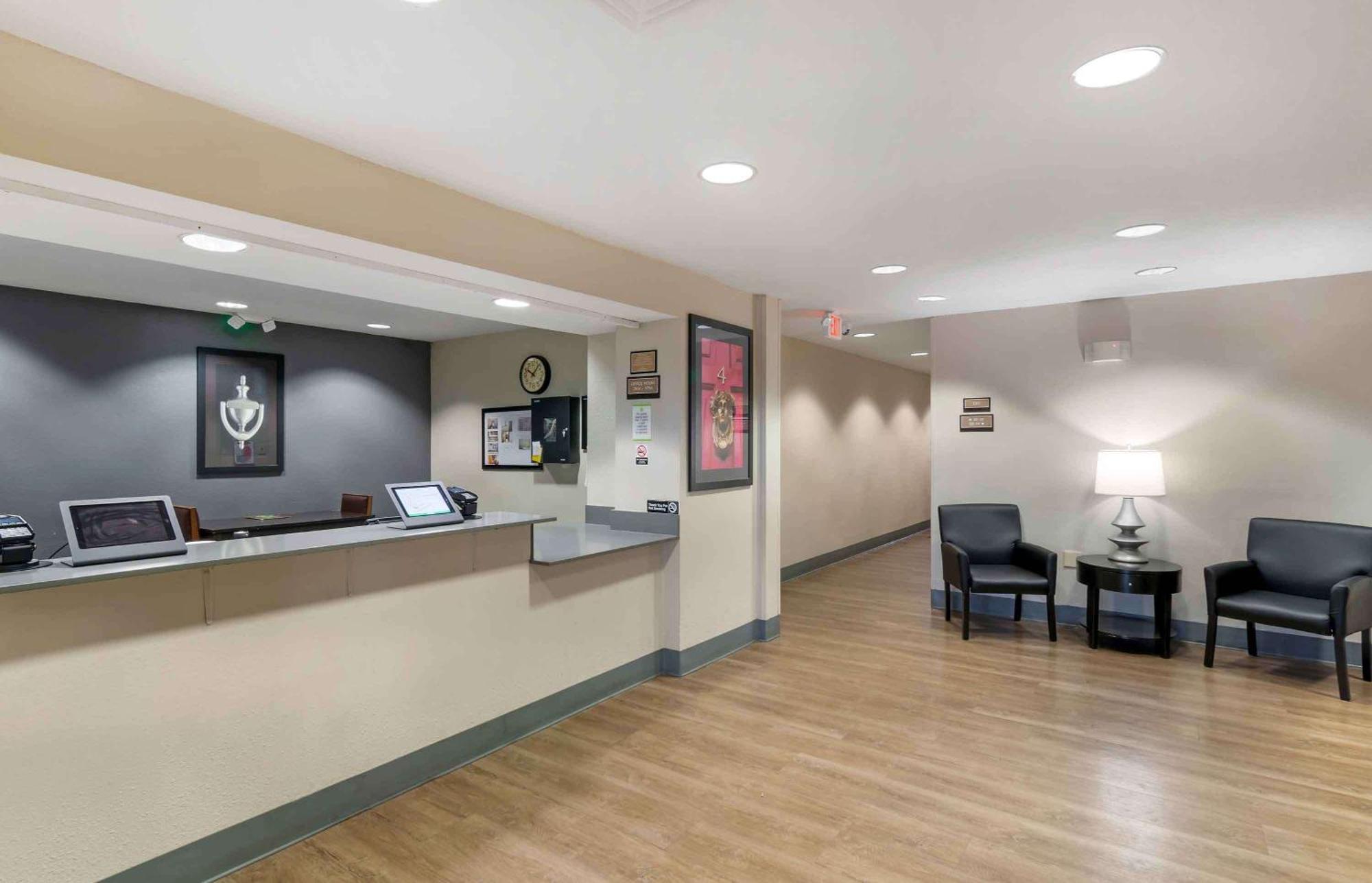 Extended Stay America Suites - Kansas City - Airport Εξωτερικό φωτογραφία