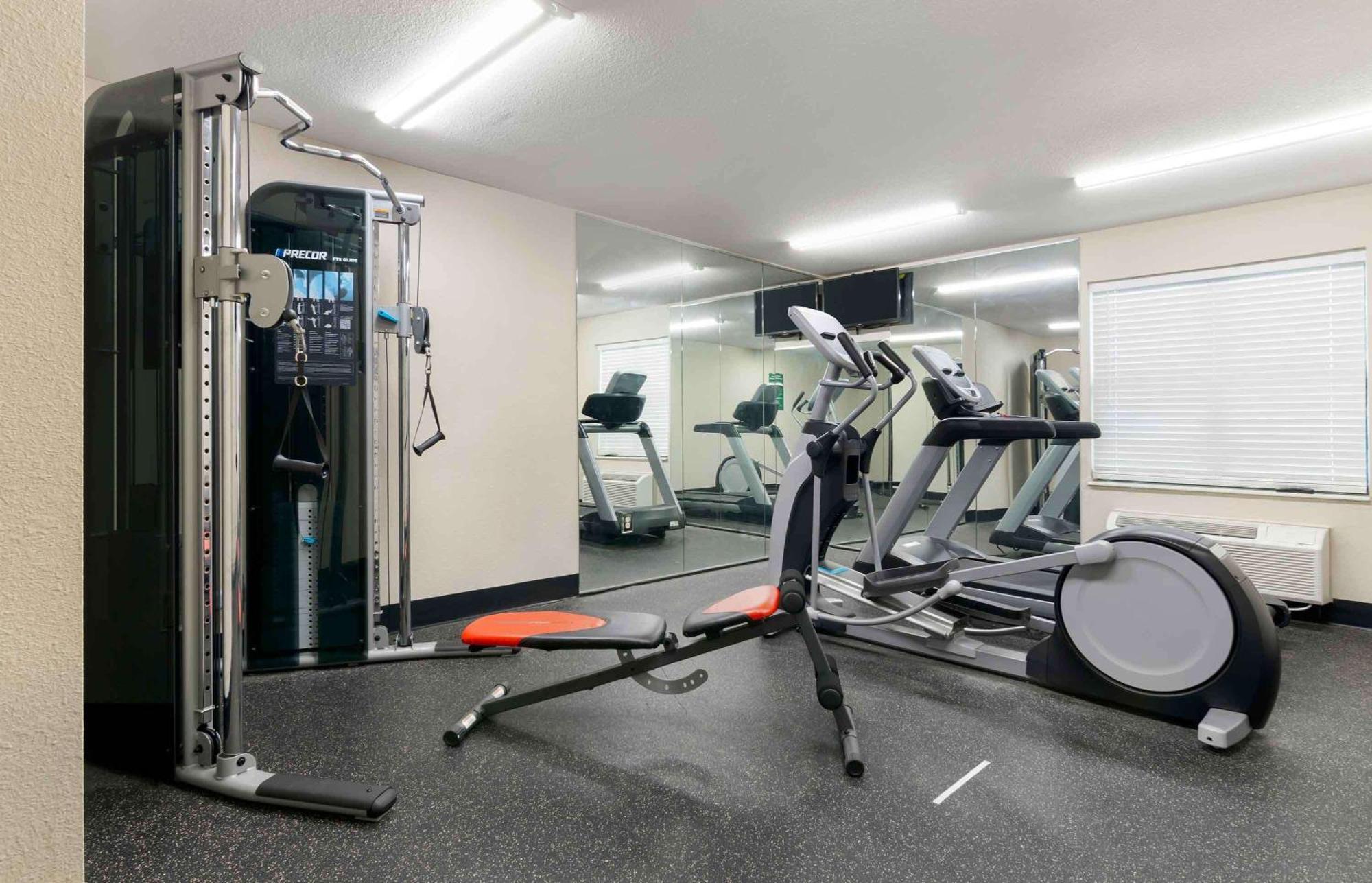 Extended Stay America Suites - Kansas City - Airport Εξωτερικό φωτογραφία