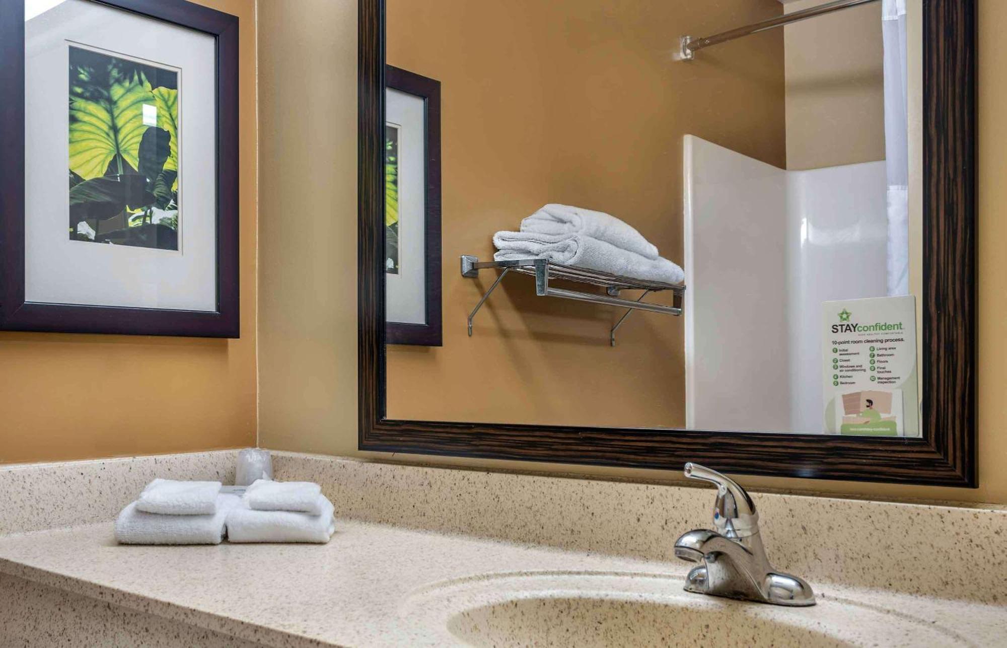 Extended Stay America Suites - Kansas City - Airport Εξωτερικό φωτογραφία