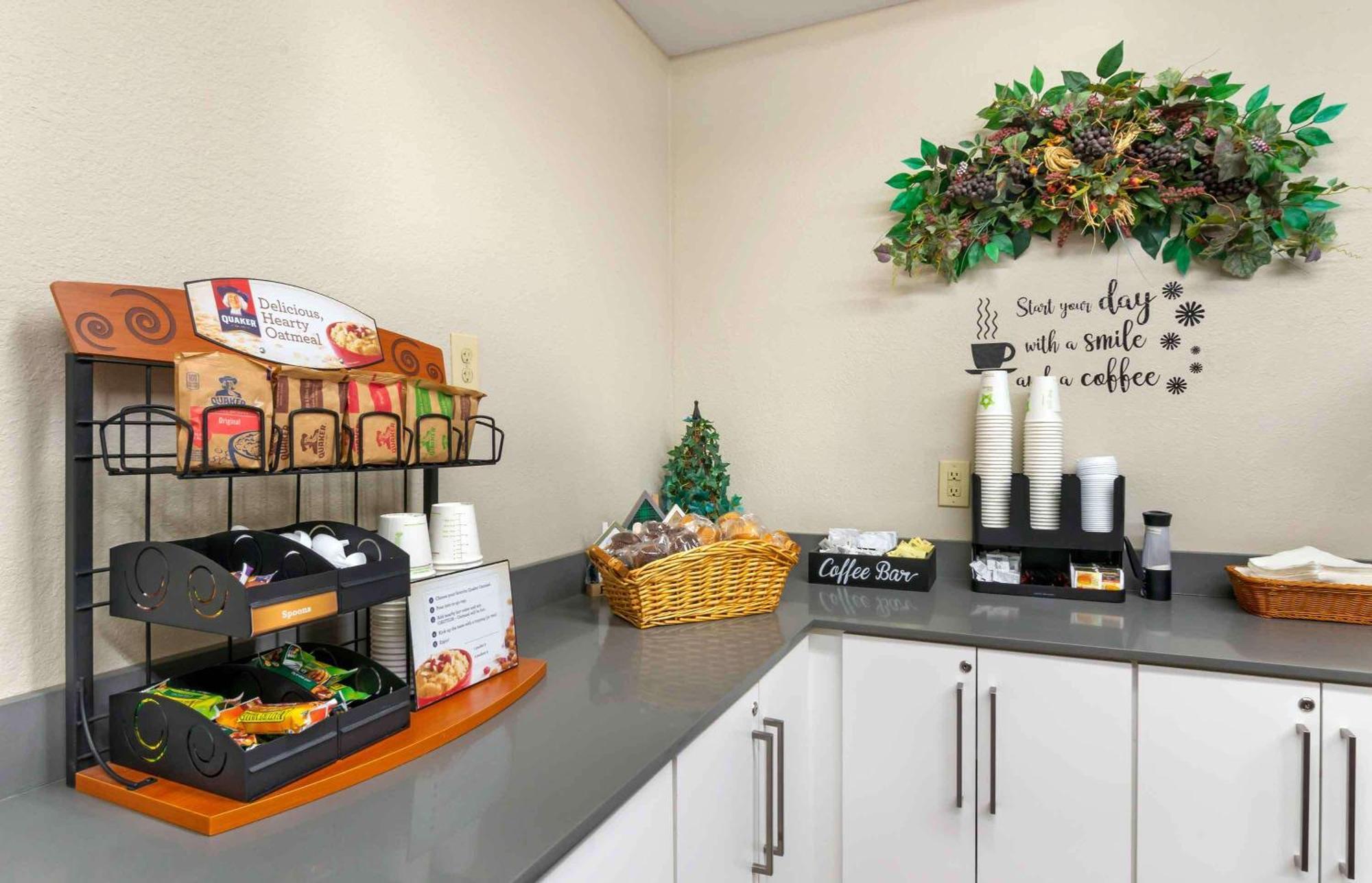 Extended Stay America Suites - Kansas City - Airport Εξωτερικό φωτογραφία